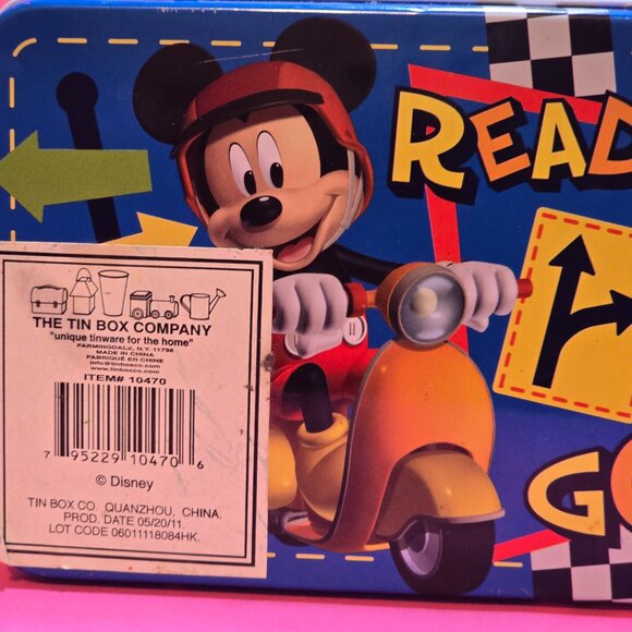 DIsney Trio Popcorn Bucket + Disney Sunglasses and New Mickey metal Box ALL NEW! - Picture 14 of 15